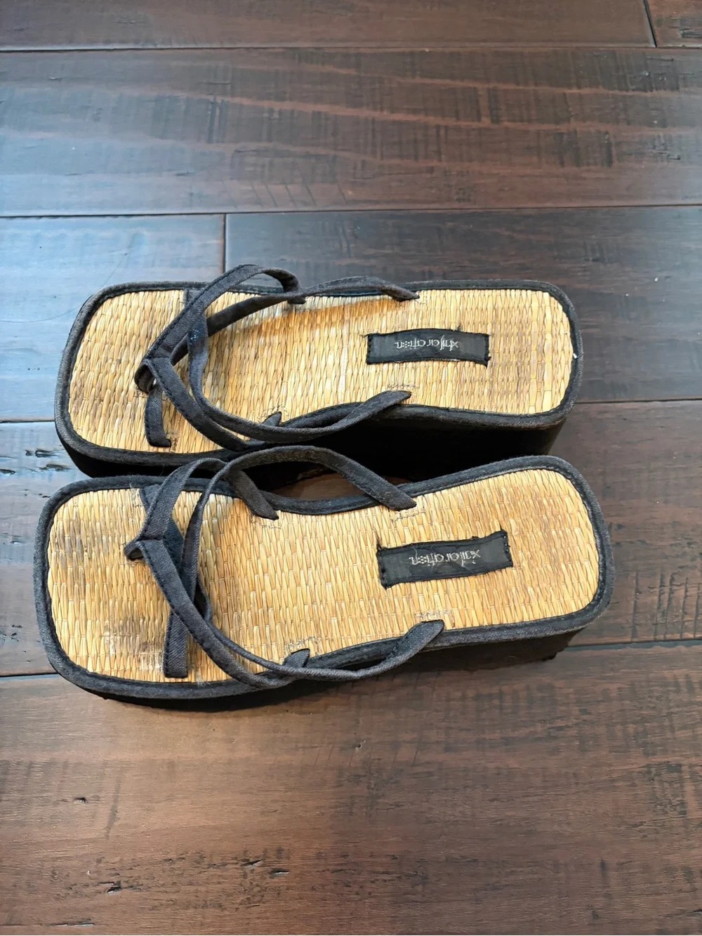 Vintage 90’s Y2K Black Platform Sandals with Straw Insole 2000’s